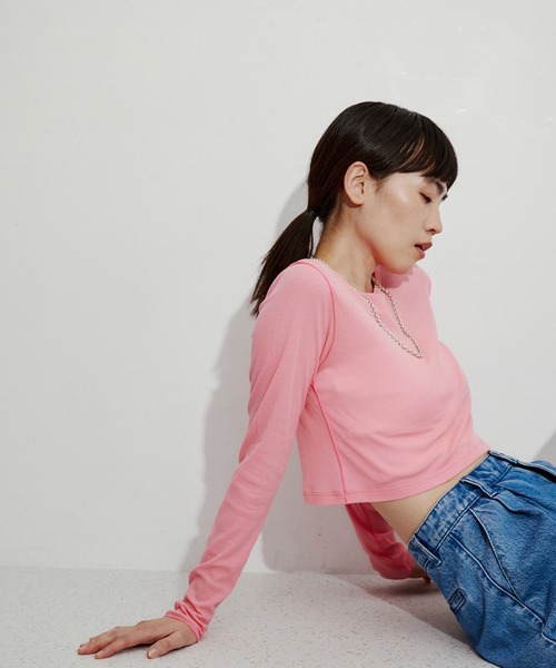 ADAM ET ROPE'（アダムエロペ）の「追撚シアーテレコクロップドプルオーバー（Tシャツ/カットソー・レディース・ホワイト/ブラック/ピンク/イエロー・FREE）」の4枚目の写真