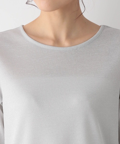 GLOBAL WORK(グローバルワーク)の「ラメリブクルーネック長袖/MATINEE LINE/993328(Tシャツ/カットソー・レディース・ブラック/シルバー・MEDIUM/LARGE)」の8枚目の写真