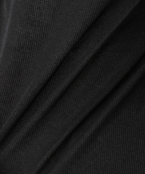 GLOBAL WORK(グローバルワーク)の「ラメリブクルーネック長袖/MATINEE LINE/993328(Tシャツ/カットソー・レディース・ブラック/シルバー・MEDIUM/LARGE)」の4枚目の写真