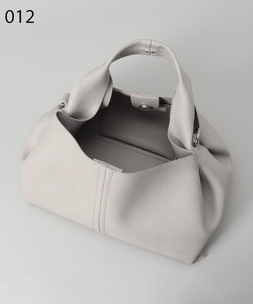 THE SHOP TK （ザ ショップ ティーケー ）の「◆【2way肩紐付き】シュリンクミドルトート（ハンドバッグ・レディース・オフホワイト/グレー/ブラック・00）」の9枚目の写真