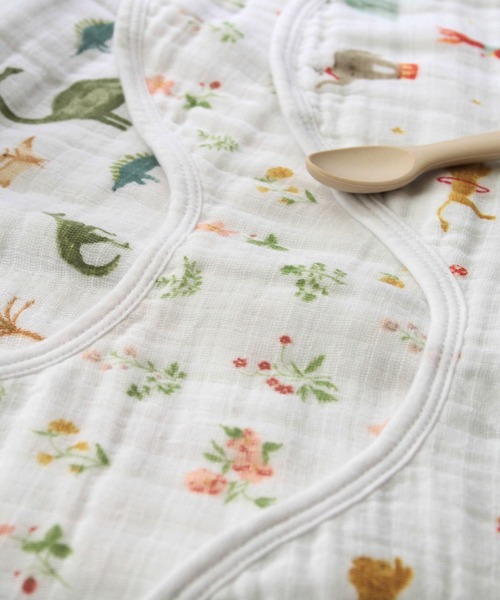 aden + anais essentials（エイデンアンドアネイエッセンシャルズ）の「バーピービブ（スタイ/よだれかけ・キッズ・ホワイト×カーキブラウン/ホワイト×グリーン/アニマル/ホワイト×ピンク・FREE）」の7枚目の写真