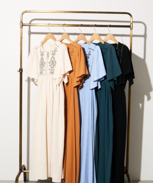 Unitage（ユニテージ）の「スパンコール刺繍ワンピース（ワンピース・レディース・ブラック/オレンジ/アイボリー/グリーン/サックスブルー/ネイビー・FREE）」の12枚目の写真