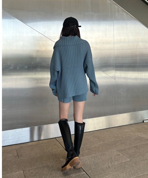 AMAIL(アマイル)の「Ribrib turtle cardigan(カーディガン/ボレロ・レディース・ブラック/ブルー・FREE)」の22枚目の写真