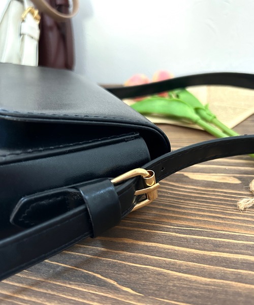 Cham.(チャム)の「エコレザーミニバッグ(ハンドバッグ・レディース・ホワイト/ブラック/ベージュ/ブラウン・F)」の9枚目の写真