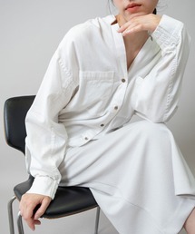 Munich | ウォッシュ5.5オンススラブデニムVネックシャツ(シャツ/ブラウス)