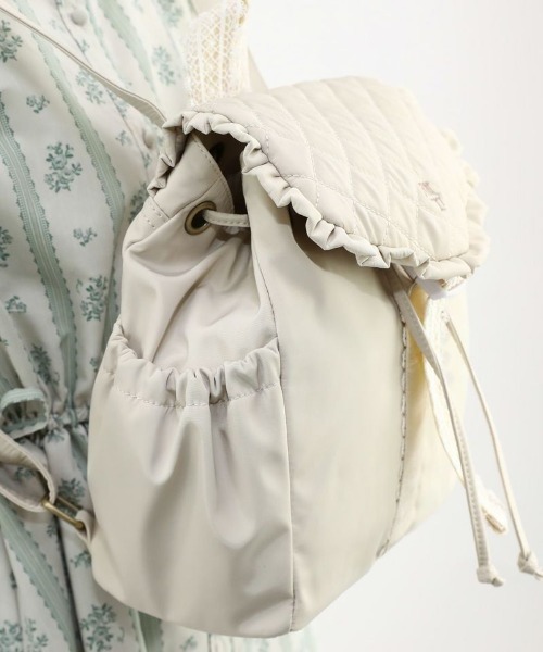 F i.n.t(フィント)の「キルティングフラップミニリュック/fint(バックパック/リュック・レディース・ブラック/アイボリー・FREE)」の8枚目の写真