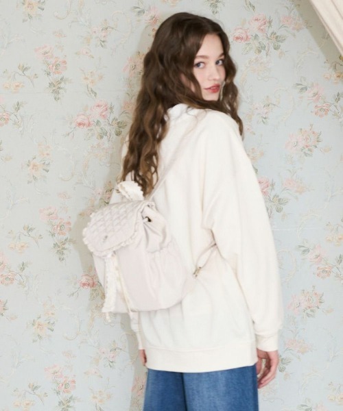 F i.n.t(フィント)の「キルティングフラップミニリュック/fint(バックパック/リュック・レディース・ブラック/アイボリー・FREE)」の3枚目の写真