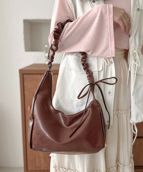 apres jour clair】ギャザーショルダーバッグ【ZOZOTOWN限定アイテム