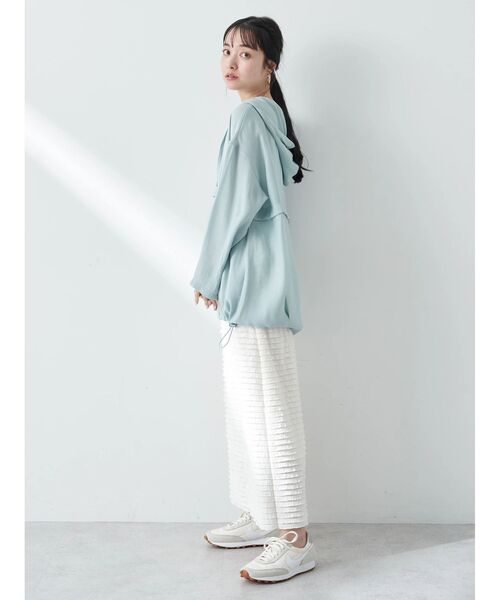 earth music&ecology（アースミュージックアンドエコロジー）の「シアーアノラック（Tシャツ/カットソー・レディース・オフホワイト/ライトイエロー/ブラック/ミント・FREE）」の10枚目の写真