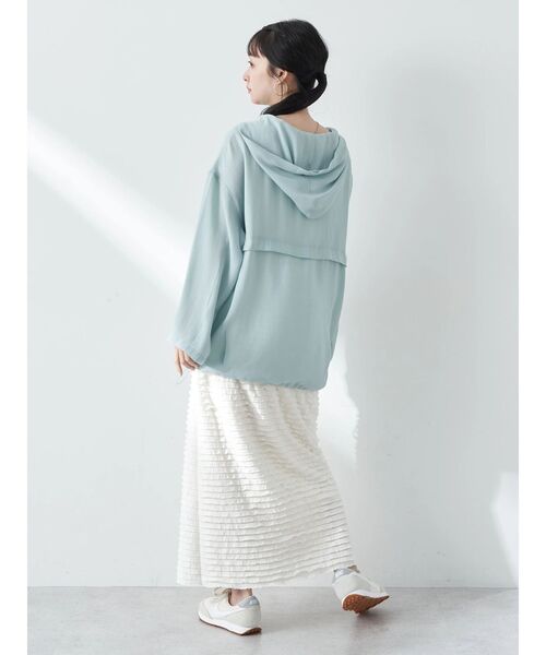 earth music&ecology（アースミュージックアンドエコロジー）の「シアーアノラック（Tシャツ/カットソー・レディース・オフホワイト/ライトイエロー/ブラック/ミント・FREE）」の11枚目の写真