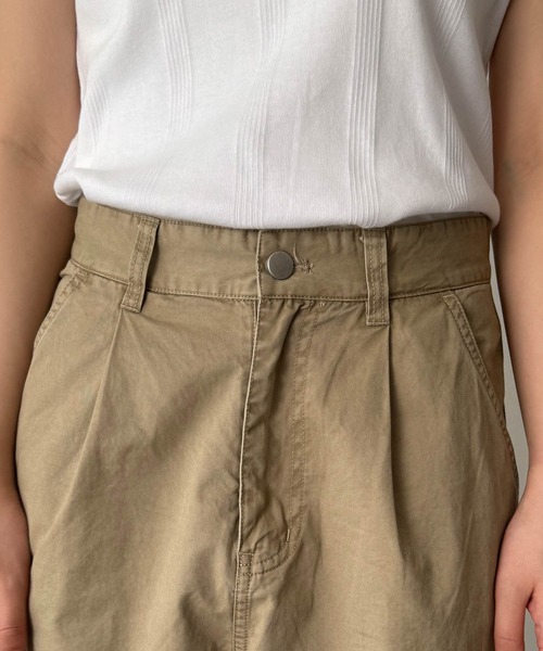 CANAL JEAN(キャナルジーン)の「PAELEE コットンニーポケットパンツ(その他パンツ・レディース・ベージュ・SMALL/MEDIUM)」の12枚目の写真