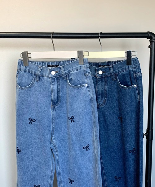 non-hedge（ノンヘッジ）の「リボン刺繍ストレートデニムパンツ（デニムパンツ・レディース・ブルー/ライトブルー・M/S）」の6枚目の写真