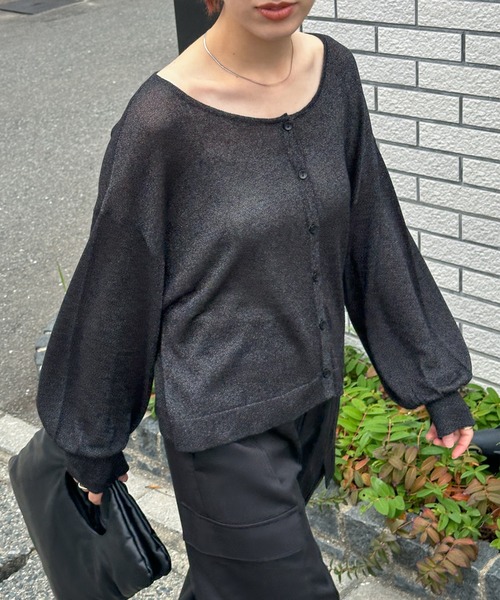 select MOCA(セレクトモカ)の「【冷房対策】ラメシアー長袖カーディガン(カーディガン/ボレロ・レディース・ベージュ/ブラック/ブルー・FREE)」の2枚目の写真