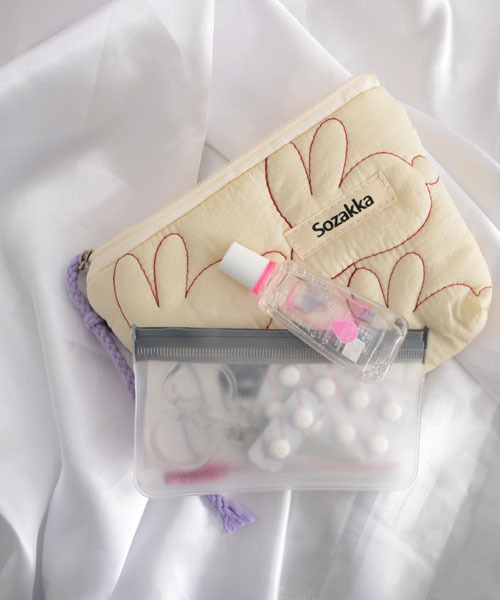 float】うさぎ ラビット エンボス マルチポーチ(タッセル付き)（ポーチ