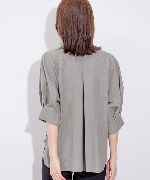 Jayro（ジャイロ）の「麻調合わせネックサークルブラウス（シャツ/ブラウス・レディース・ネイビー/ベージュ/オリーブ・FREE）」の12枚目の写真