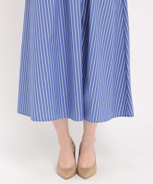 STRAWBERRY-FIELDS(ストロベリーフィールズ)の「フラワー刺繍ストライプワンピース(シャツワンピース・レディース・ブルー/ネイビー・2)」の11枚目の写真