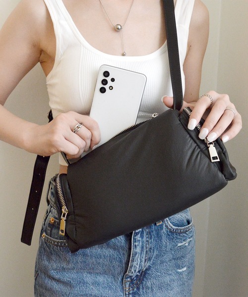 styiro（スタイロ）の「サイドポケットナイロンショルダーバッグ（ショルダーバッグ・レディース・ブラック/シルバー/ホワイト・FREE）」の16枚目の写真