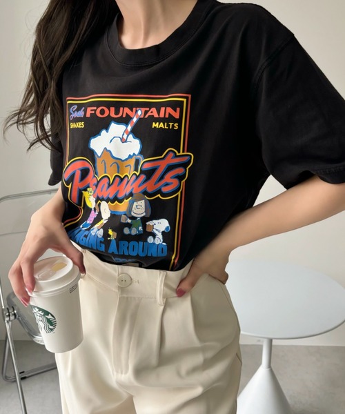 SNOOPY（スヌーピー）の「【PEANUTS/SNOOPY】別注 ピーナッツ スヌーピー 「CINEMA」ヴィンテージ風Tシャツ（Tシャツ/カットソー・レディース・アイボリー/ネイビー/ブラック・S/M/L/XL）」の11枚目の写真