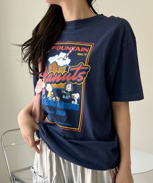 SNOOPY（スヌーピー）の「【PEANUTS/SNOOPY】別注 ピーナッツ スヌーピー 「CINEMA」ヴィンテージ風Tシャツ（Tシャツ/カットソー・レディース・アイボリー/ネイビー/ブラック・S/M/L/XL）」の16枚目の写真