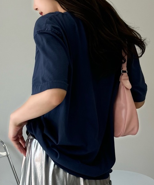 SNOOPY（スヌーピー）の「【PEANUTS/SNOOPY】別注 ピーナッツ スヌーピー 「CINEMA」ヴィンテージ風Tシャツ（Tシャツ/カットソー・レディース・アイボリー/ネイビー/ブラック・S/M/L/XL）」の19枚目の写真