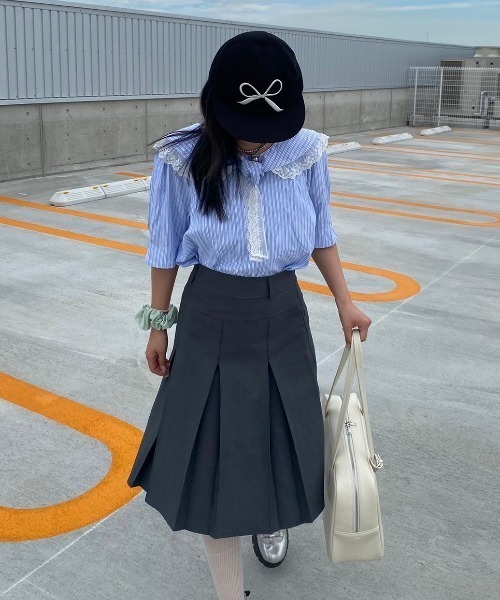nemne store(ネンネストア)の「ボウタイレースストライプブラウス(シャツ/ブラウス・レディース・ブルー/イエロー・フリー)」の4枚目の写真