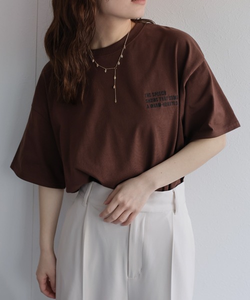 ap retro（アプレトロ）の「【選べるデザイン】BigシルエットカジュアルＴシャツ/ ハートチュール / ロゴ刺繍 / ハートモチーフ（Tシャツ/カットソー・レディース・オフホワイト/アイボリー/ブラック/ホワイト/ホワイト系その他/ブラック系その他/ブラウン/ブラウン系その他/ブラック系その他2/ホワイト系その他2/ブラック系その他3/ホワイト系その他3/ホワイト系その他4/オートミール/スミクロ・FREE）」の14枚目の写真