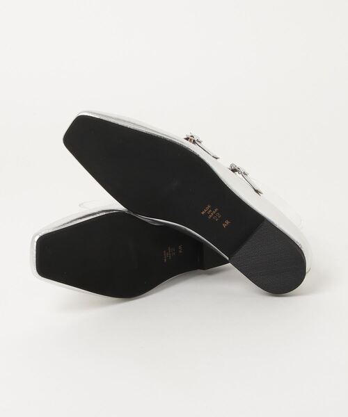 artemis by DIANA（アルテミスバイダイアナ）の「【片足150g】軽量　ダブルストラップメリージェーン（パンプス・レディース・シルバー/ブラック/ゴールド・22.5cm/23.0cm/23.5cm/24.0cm/24.5cm/25.0cm/22.0cm）」の11枚目の写真