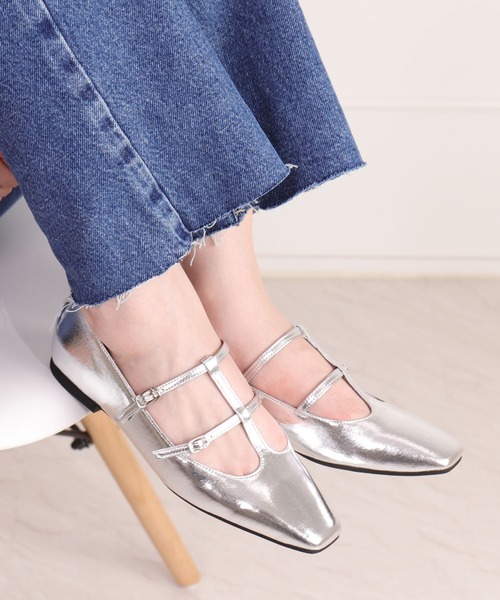 artemis by DIANA（アルテミスバイダイアナ）の「【片足150g】軽量　ダブルストラップメリージェーン（パンプス・レディース・シルバー/ブラック/ゴールド・22.5cm/23.0cm/23.5cm/24.0cm/24.5cm/25.0cm/22.0cm）」の13枚目の写真