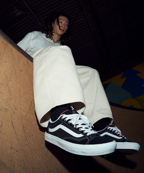 VANS（バンズ）の「VANS ヴァンズ OLD SKOOL オールドスクール VN-0D3HY28 BLACK（スニーカー・メンズ・ブラック・9h/6h/7h/9/11/8h/12/7/8/10h/10/4h/6/5/5h/4/13/11h）」の5枚目の写真