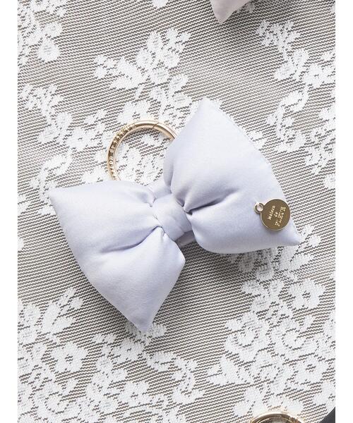 Maison de FLEUR(メゾンドフルール)の「サテンリボンキーリング(その他小物・レディース・ピンク系その他3/ピンク/ブラック/ブルー系その他5/ライトグリーン系2・FREE)」の4枚目の写真