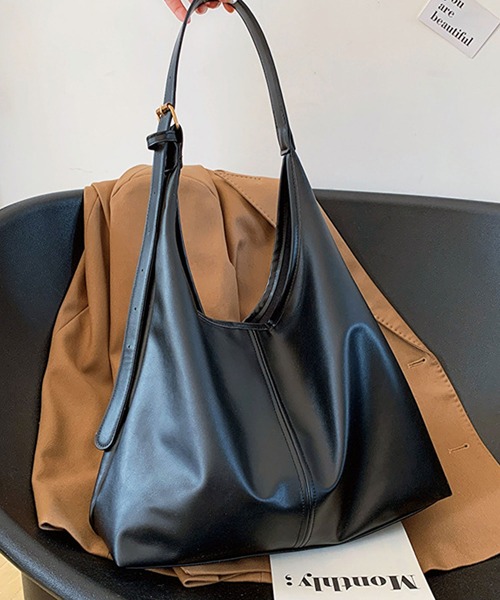 florist(フローリスト)の「ヴィーガンレザーフロントステッチショルダーバッグ/トートバッグ(ショルダーバッグ・レディース・オフホワイト/オリーブ/ワインレッド/モカ/ブラック/キャメル・FREE)」の2枚目の写真