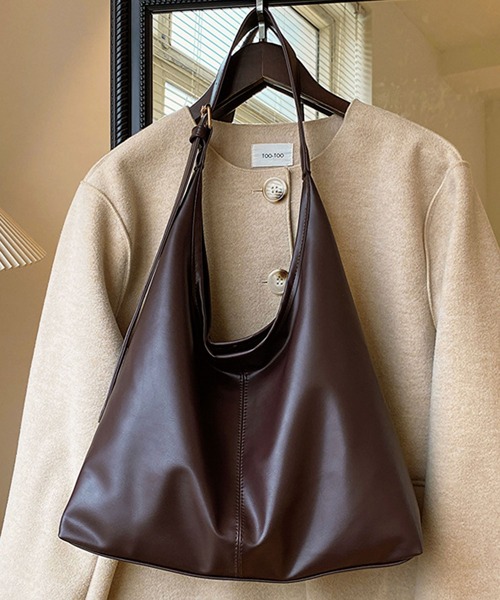 florist(フローリスト)の「ヴィーガンレザーフロントステッチショルダーバッグ/トートバッグ(ショルダーバッグ・レディース・オフホワイト/オリーブ/ワインレッド/モカ/ブラック/キャメル・FREE)」の10枚目の写真