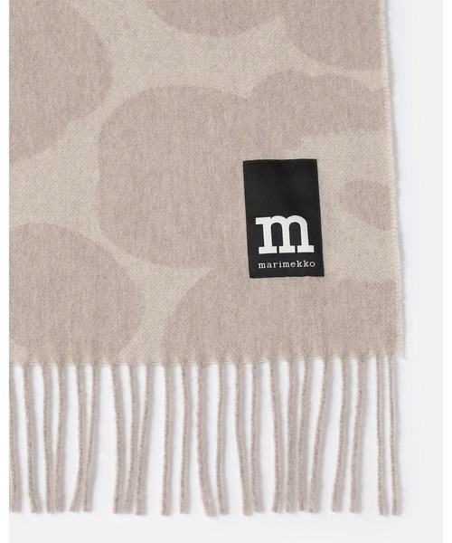 marimekko(マリメッコ)の「Unikko / Ovlin scarf muffler(マフラー・レディース・ホワイト/ブラック/アイボリー・FREE)」の10枚目の写真