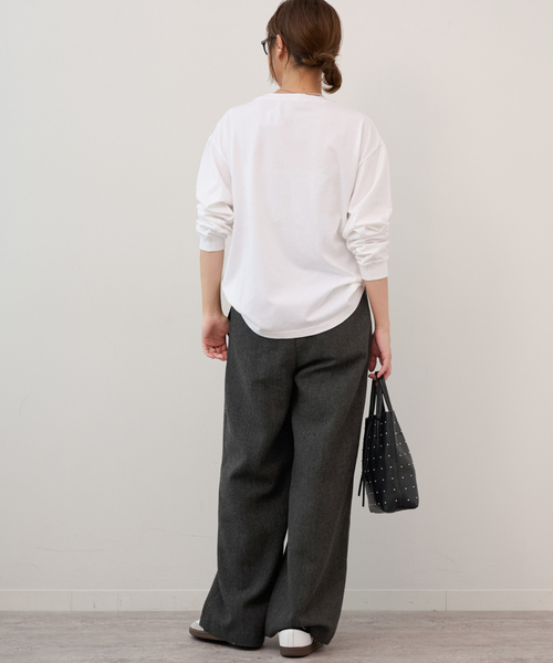 JOURNAL STANDARD relume(ジャーナルスタンダード レリューム)の「フリルプルオーバーロングスリーブ(Tシャツ/カットソー・レディース・ブラック/ホワイト・FREE)」の22枚目の写真