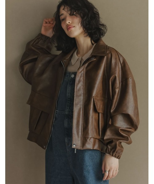 Re:EDIT（リエディ）の「[2025AW COLLECTION][低身長サイズ有]フェイクレザージップブルゾン（ブルゾン・レディース・ブラウン/ブラック・MEDIUM/LARGE/SHORT）」の3枚目の写真