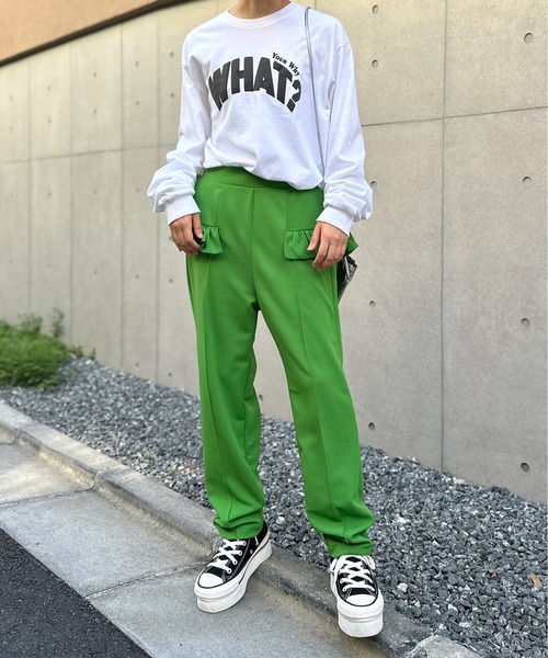 mi via loca(ミヴィアロカ)の「カットジョーゼット フリルテーパードパンツ(その他パンツ・レディース・ブラック/ブラウン/グリーン/マスタード・FREE)」の17枚目の写真