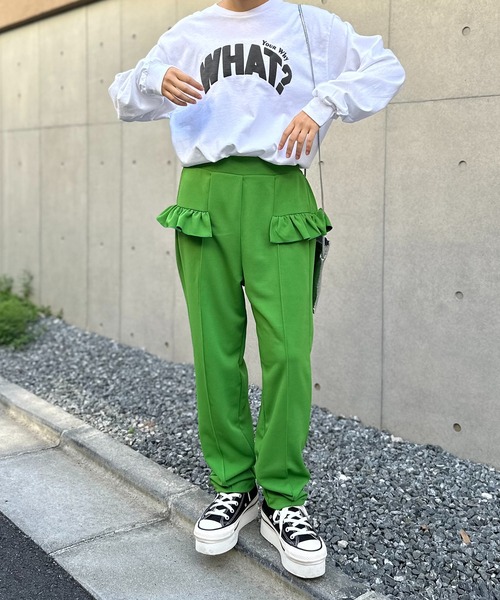 mi via loca(ミヴィアロカ)の「カットジョーゼット フリルテーパードパンツ(その他パンツ・レディース・ブラック/ブラウン/グリーン/マスタード・FREE)」の18枚目の写真