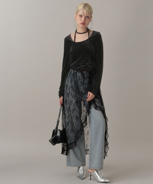 FOREVER 21（フォーエバー トゥエンティーワン）の「【2024FW】ボウタイ付きベロアトップス（Tシャツ/カットソー・レディース・ブラック/グレー/ピンク・MEDIUM/SMALL）」の7枚目の写真