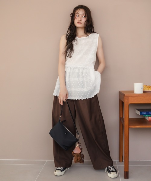 HEILIS(ヘイリス)の「【original】【サイズ展開あり】3タックツイルワイドスラックスパンツ / トラウザーズ 低身長 高身長 サイズ展開 チノパンツ ストレート センタープレス タックパンツノームコア シティガール 春服 夏服 秋服 冬服 スラックス オフィスカジュアル(スラックス・レディース・ブラウン/ブラック/カーキ・XL/XS/S/M/L)」の17枚目の写真