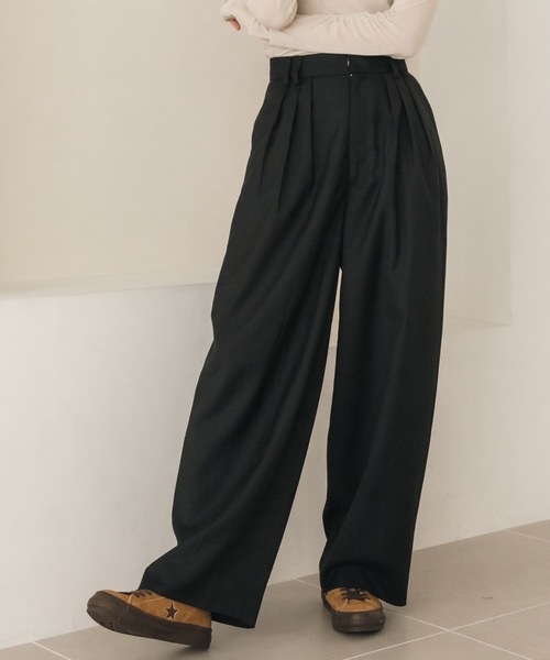 HEILIS(ヘイリス)の「【original】【サイズ展開あり】3タックツイルワイドスラックスパンツ / トラウザーズ 低身長 高身長 サイズ展開 チノパンツ ストレート センタープレス タックパンツノームコア シティガール 春服 夏服 秋服 冬服 スラックス オフィスカジュアル(スラックス・レディース・ブラウン/ブラック/カーキ・XL/XS/S/M/L)」の5枚目の写真