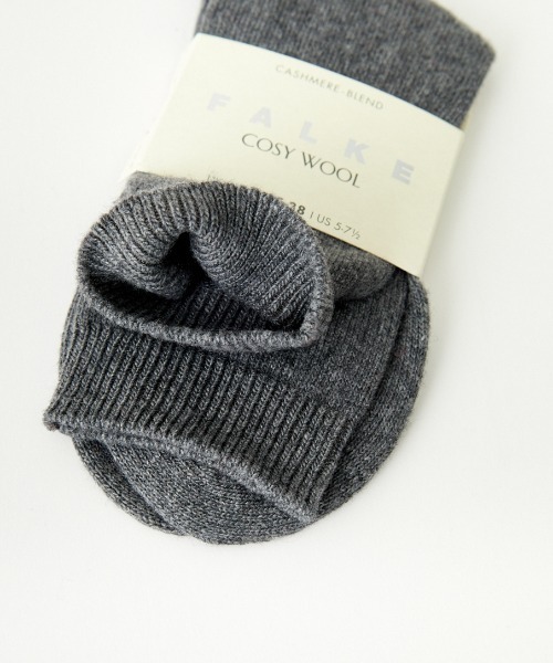 FALKE（ファルケ）の「[FALKE/ファルケ] COSY WOOL カシミヤ混ショートソックス（ソックス/靴下・レディース・ライトグレー/グリーン/レッド/オフホワイト/オリーブ・35-38）」の11枚目の写真