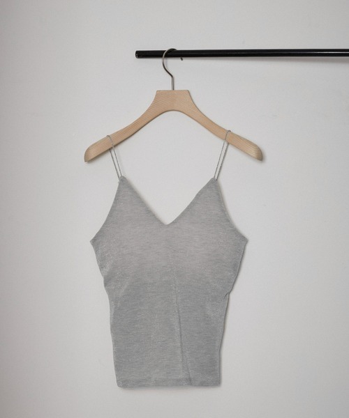 SALON adam et rope'（サロン アダム エ ロペ）の「スパークルラメカップ付きVネックキャミ（キャミソール・レディース・ゴールド/シルバー・FREE）」の15枚目の写真