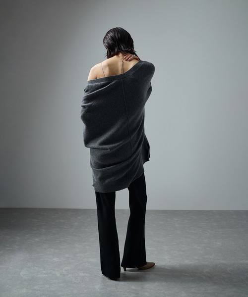 SALON adam et rope'（サロン アダム エ ロペ）の「スパークルラメカップ付きVネックキャミ（キャミソール・レディース・ゴールド/シルバー・FREE）」の10枚目の写真