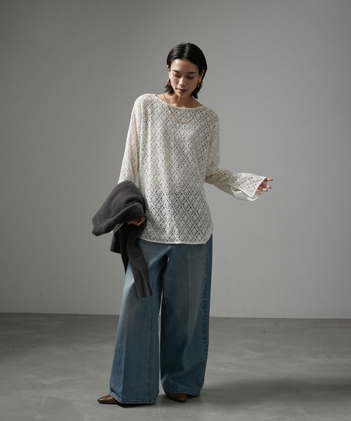 SALON adam et rope'（サロン アダム エ ロペ）の「スパークルラメカップ付きVネックキャミ（キャミソール・レディース・ゴールド/シルバー・FREE）」の12枚目の写真