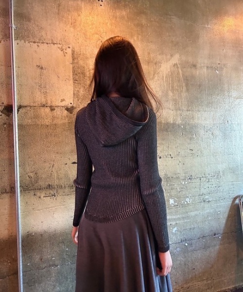 ipugo(イプゴ)の「ipugo/イプゴ ニットフードパーカー 冬服(ニット/セーター・レディース・ブラウン/チャコール・FREE)」の9枚目の写真