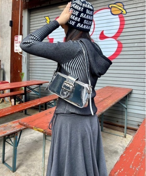 ipugo(イプゴ)の「ipugo/イプゴ ニットフードパーカー 冬服(ニット/セーター・レディース・ブラウン/チャコール・FREE)」の16枚目の写真