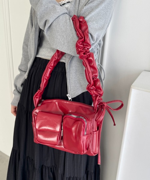 セール】ダブルポケットシャーリングリボンバッグ（ショルダーバッグ