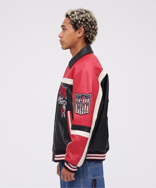 AVIREX（アヴィレックス）の「VARSITY JACKET RED AXES / バーシティジャケット レッドアクシズ / AVIREX / アヴィレックス（スタジャン・メンズ・ブラック・MEDIUM/LARGE/X-LARGE/XX-LARGE）」の6枚目の写真
