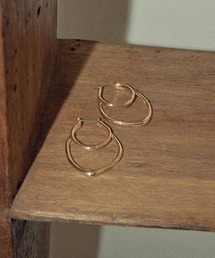 ダブル サークル ピアス