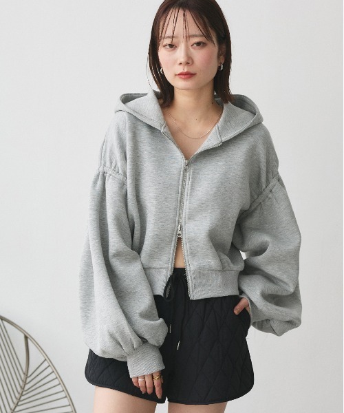ad thie(アドティエ)の「バルーンスリーブ ポンチ ジップパーカー(パーカー・レディース・杢グレー/ブラック・LARGE/MEDIUM)」の19枚目の写真